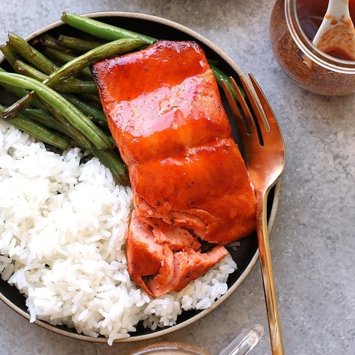 Quick Honey Sriracha Salmon: Healthy, Flavorful & Versatile